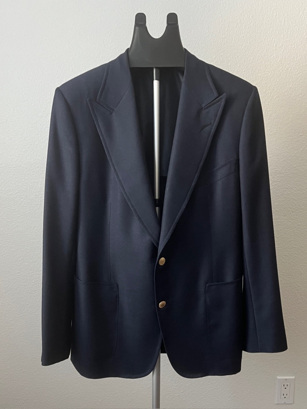 Tom Ford Navy Blazer 58R Wool Mohair Silk Made in Switzerland Tailored Jacket